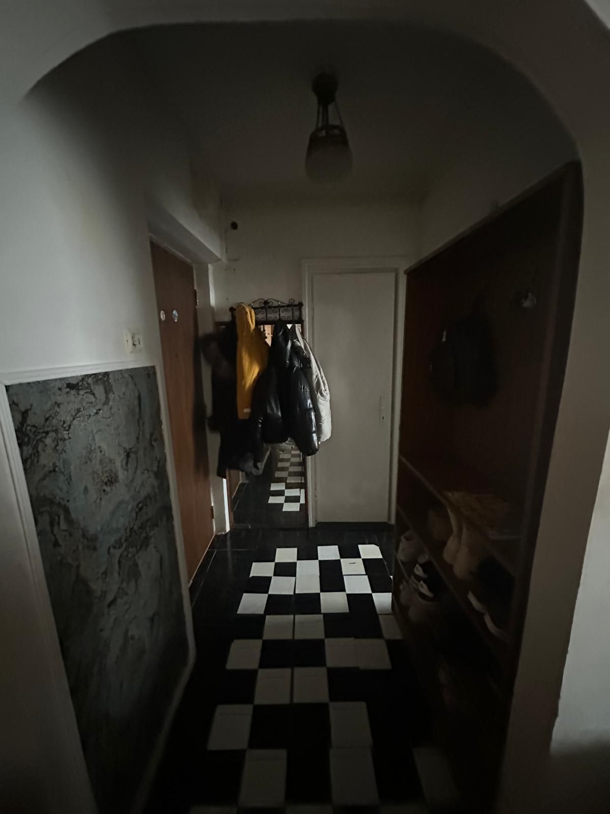 vand apartament cu 3 camere zona giulesti vand apartament cu 3 camere zona giulesti