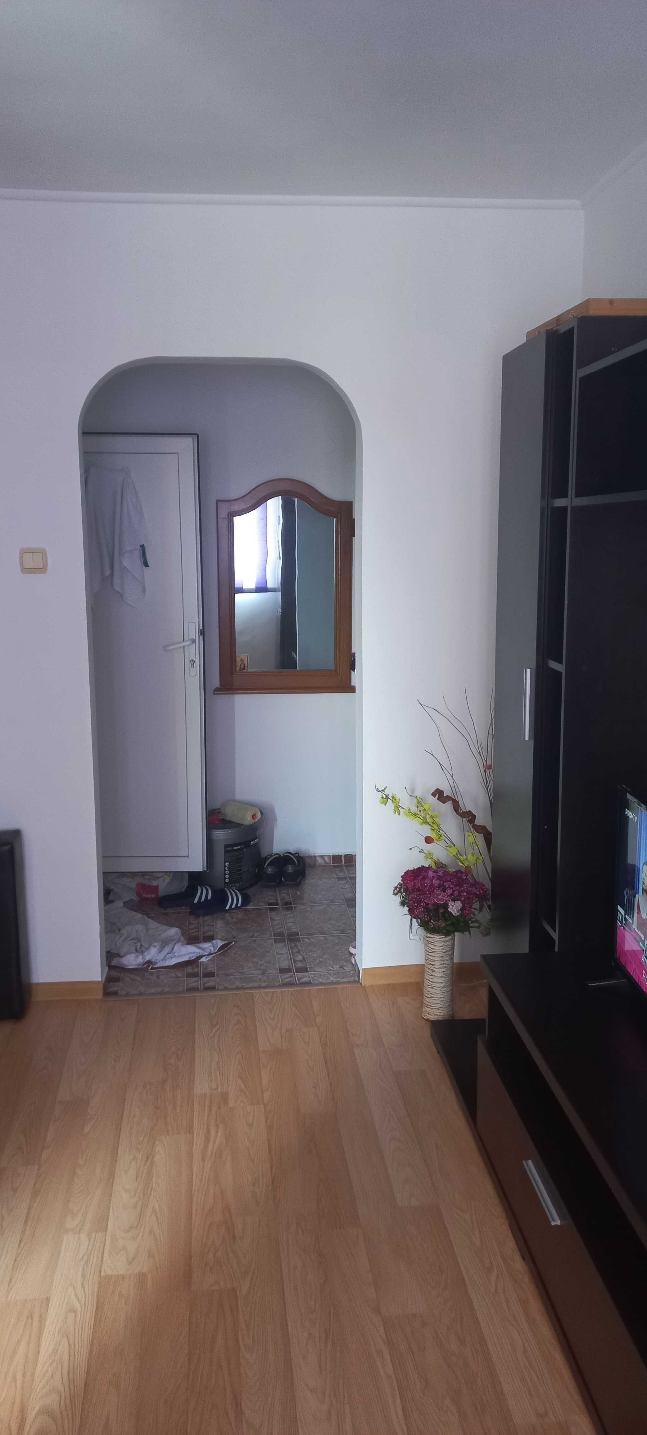 Vand schimb garsoniera cf 2 zona Titan Auchan Vand schimb garsoniera cf 2 zona Titan Auchan