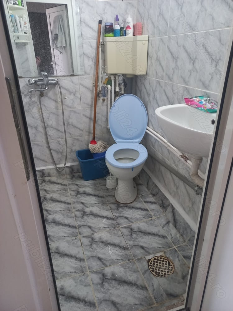 Vand schimb garsoniera cf 2 zona Titan Auchan Vand schimb garsoniera cf 2 zona Titan Auchan