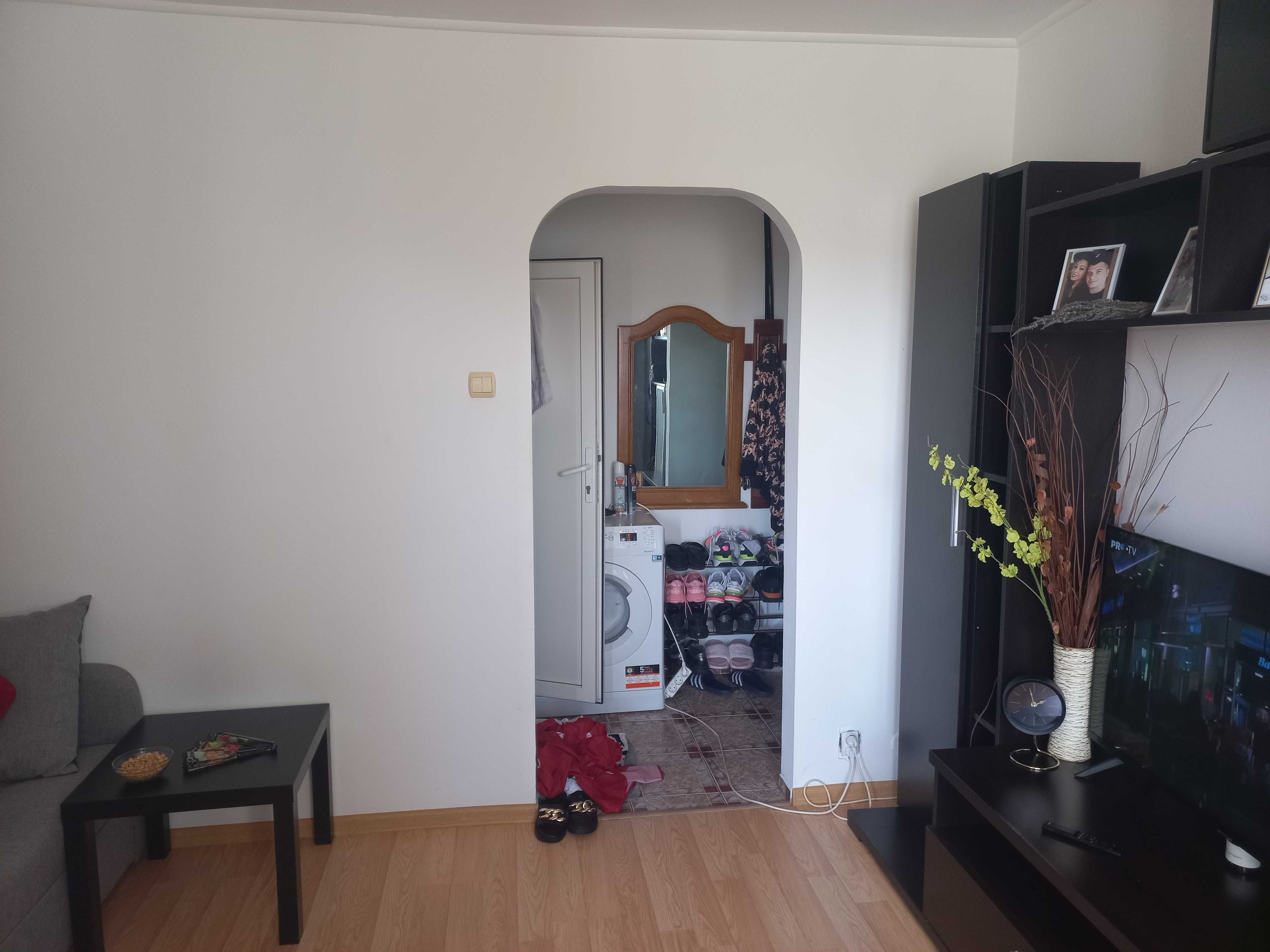 Vand schimb garsoniera cf 2 zona Titan Auchan Vand schimb garsoniera cf 2 zona Titan Auchan