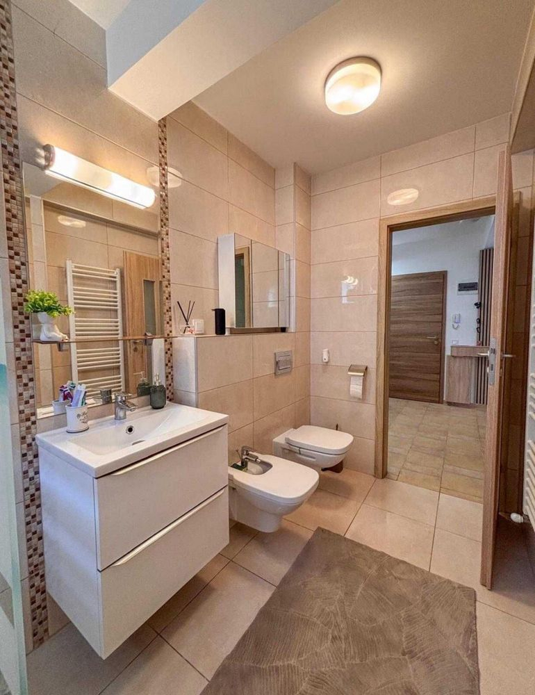 Apartament cu terasa spatioasa Imperial Residence Coresi Apartament cu terasa spatioasa Imperial Residence Coresi