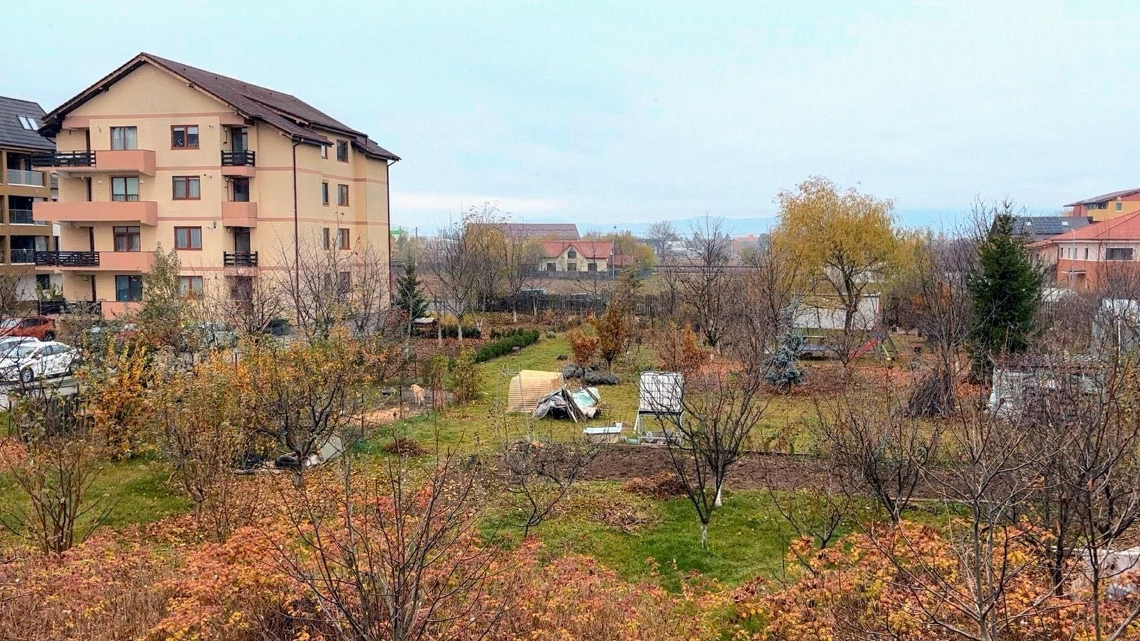 Proprietar vand urgentCoresiap 2 camere58mpcurteparcareboxa2012 Proprietar vand urgentCoresiap 2 camere58mpcurteparcareboxa2012