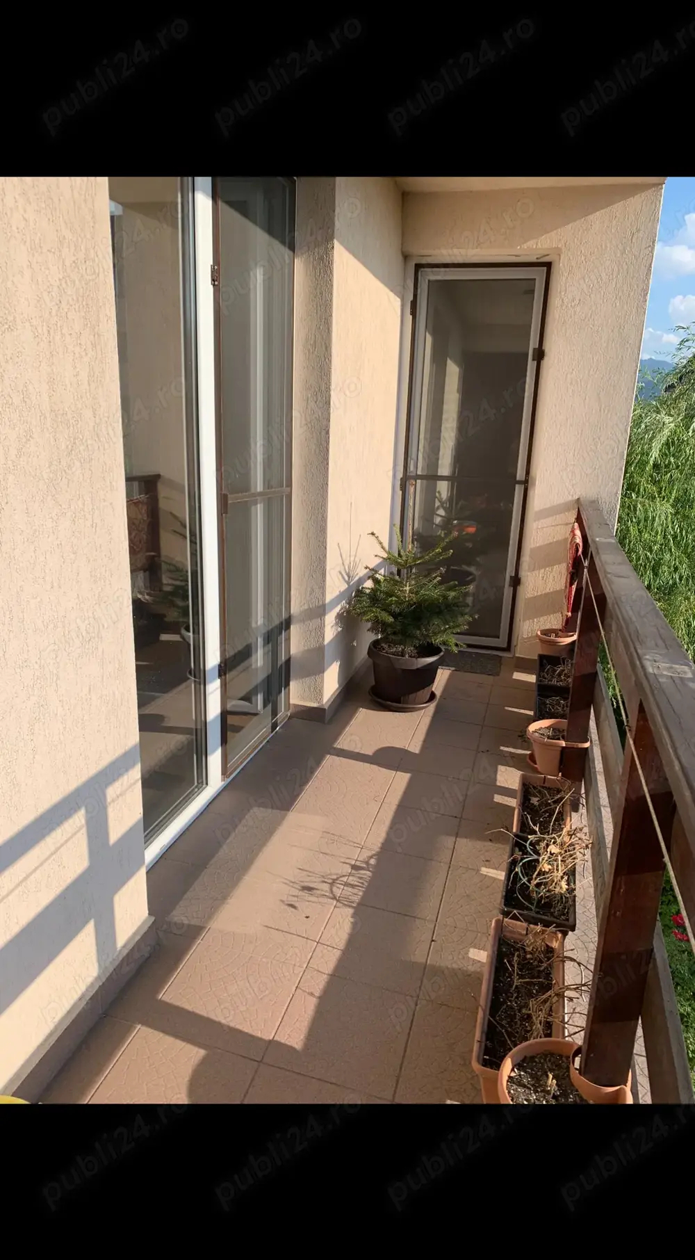 Proprietar vand urgentCoresiap 2 camere58mpcurteparcareboxa2012 Proprietar vand urgentCoresiap 2 camere58mpcurteparcareboxa2012
