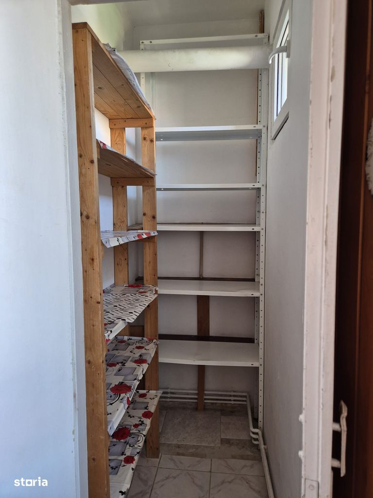 Apartament decomandat cu 2 camere si balcon in bloc reabilitat Tractorul Apartament decomandat cu 2 camere si balcon in bloc reabilitat Tractorul