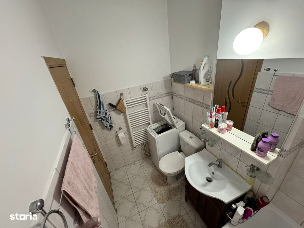 Apartament decomandat cu 2 camere si balcon in bloc reabilitat Tractorul Apartament decomandat cu 2 camere si balcon in bloc reabilitat Tractorul