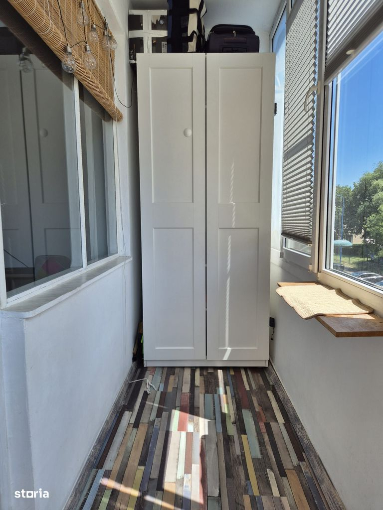Apartament decomandat cu 2 camere si balcon in bloc reabilitat Tractorul Apartament decomandat cu 2 camere si balcon in bloc reabilitat Tractorul
