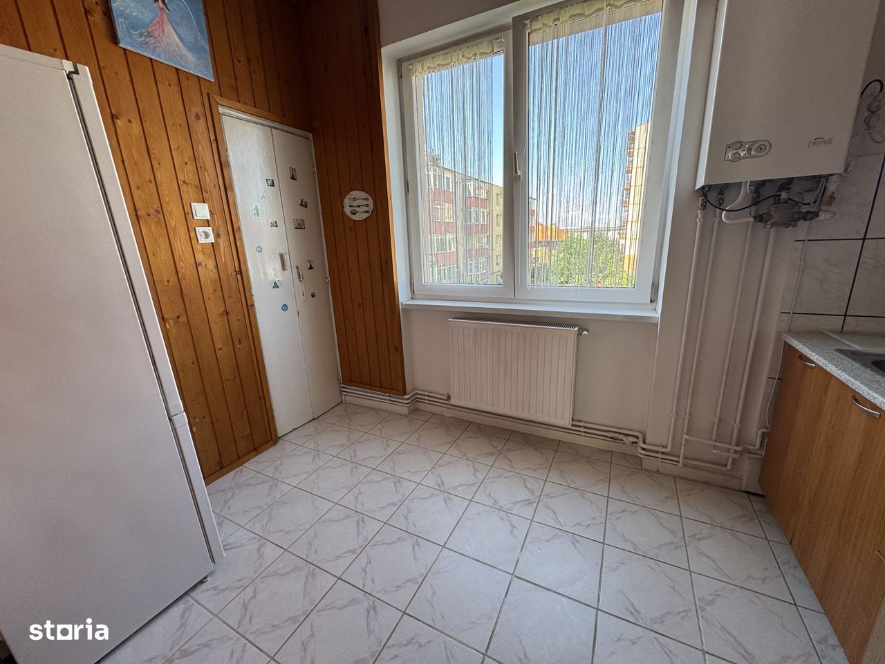 Apartament decomandat cu 2 camere si balcon in bloc reabilitat Tractorul Apartament decomandat cu 2 camere si balcon in bloc reabilitat Tractorul