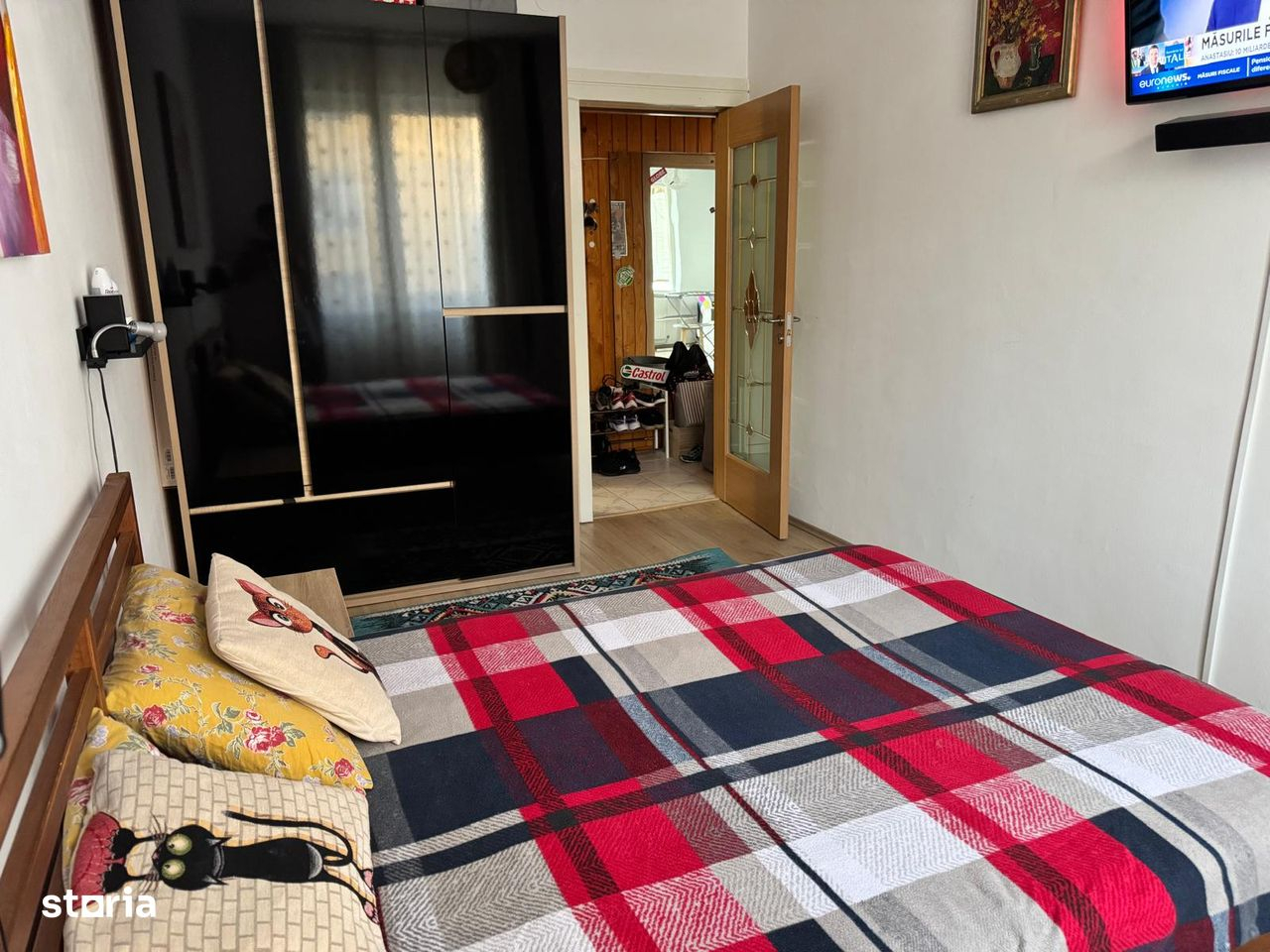 Apartament decomandat cu 2 camere si balcon in bloc reabilitat Tractorul Apartament decomandat cu 2 camere si balcon in bloc reabilitat Tractorul