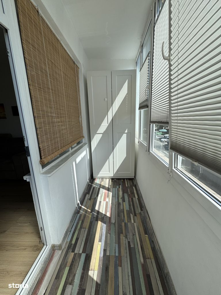 Apartament decomandat cu 2 camere si balcon in bloc reabilitat Tractorul Apartament decomandat cu 2 camere si balcon in bloc reabilitat Tractorul