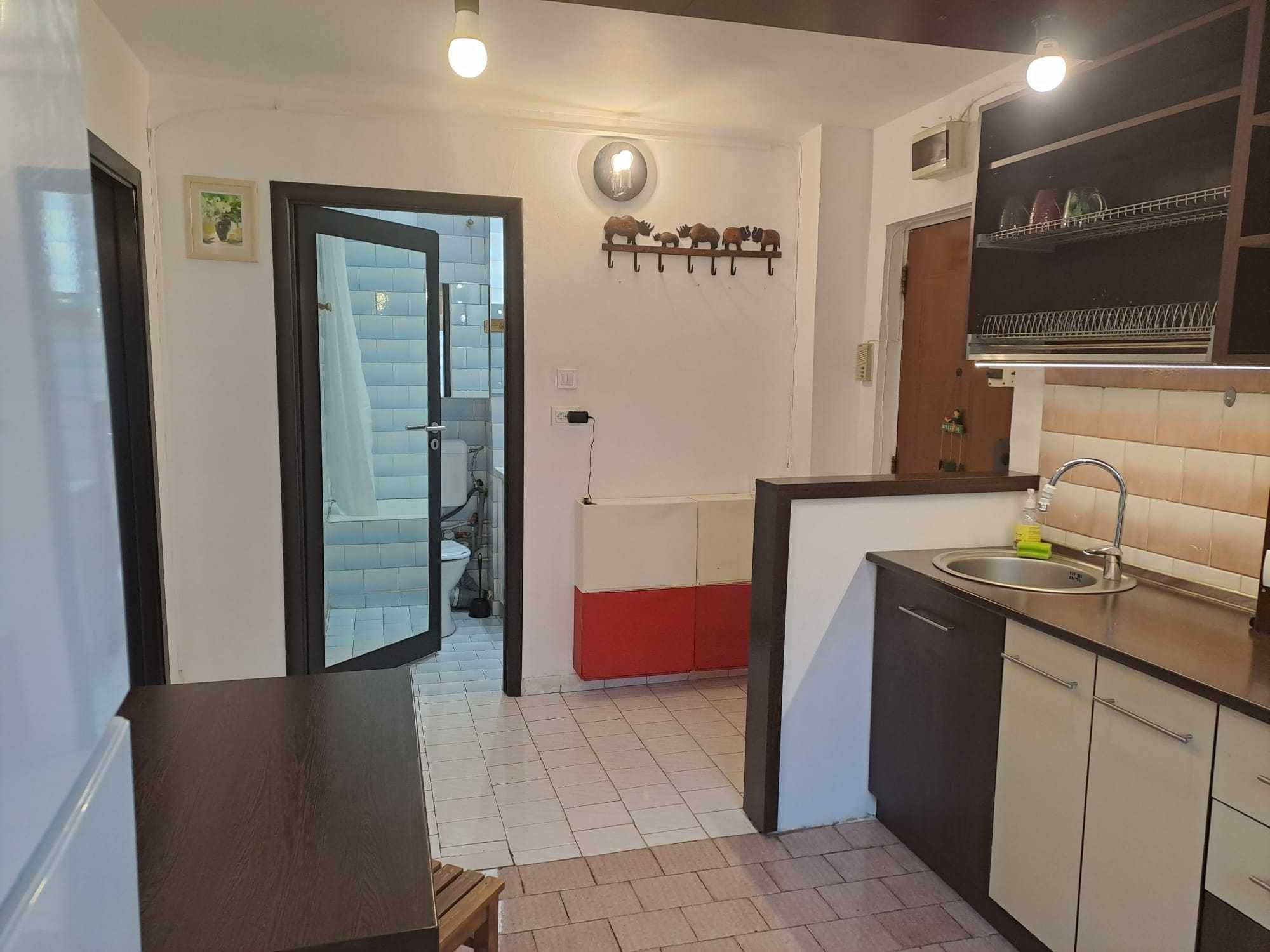 Proprietar inchiriez garsoniera langa Mall Vitan Proprietar inchiriez garsoniera langa Mall Vitan
