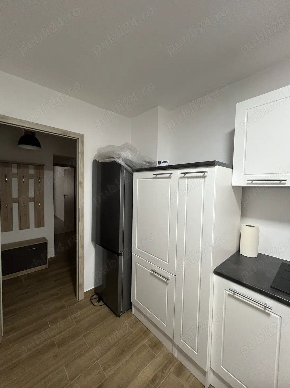 Apartament 3 camere 2 bai decomandat de vanzare Zona Bucovinei Apartament 3 camere 2 bai decomandat de vanzare Zona Bucovinei