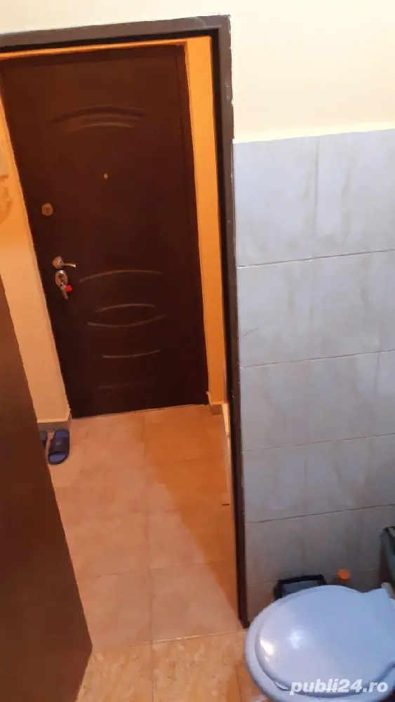 PROPIETAR VIND GARSONERA ET 4 FRAIDOR STR POLONA TIMISOARA 28MPTEL TRECUT IN POZE PROPIETAR VIND GARSONERA ET 4 FRAIDOR STR POLONA TIMISOARA 28MPTEL TRECUT IN POZE