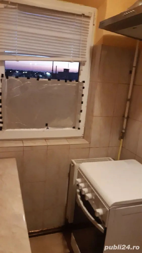 PROPIETAR VIND GARSONERA ET 4 FRAIDOR STR POLONA TIMISOARA 28MPTEL TRECUT IN POZE PROPIETAR VIND GARSONERA ET 4 FRAIDOR STR POLONA TIMISOARA 28MPTEL TRECUT IN POZE