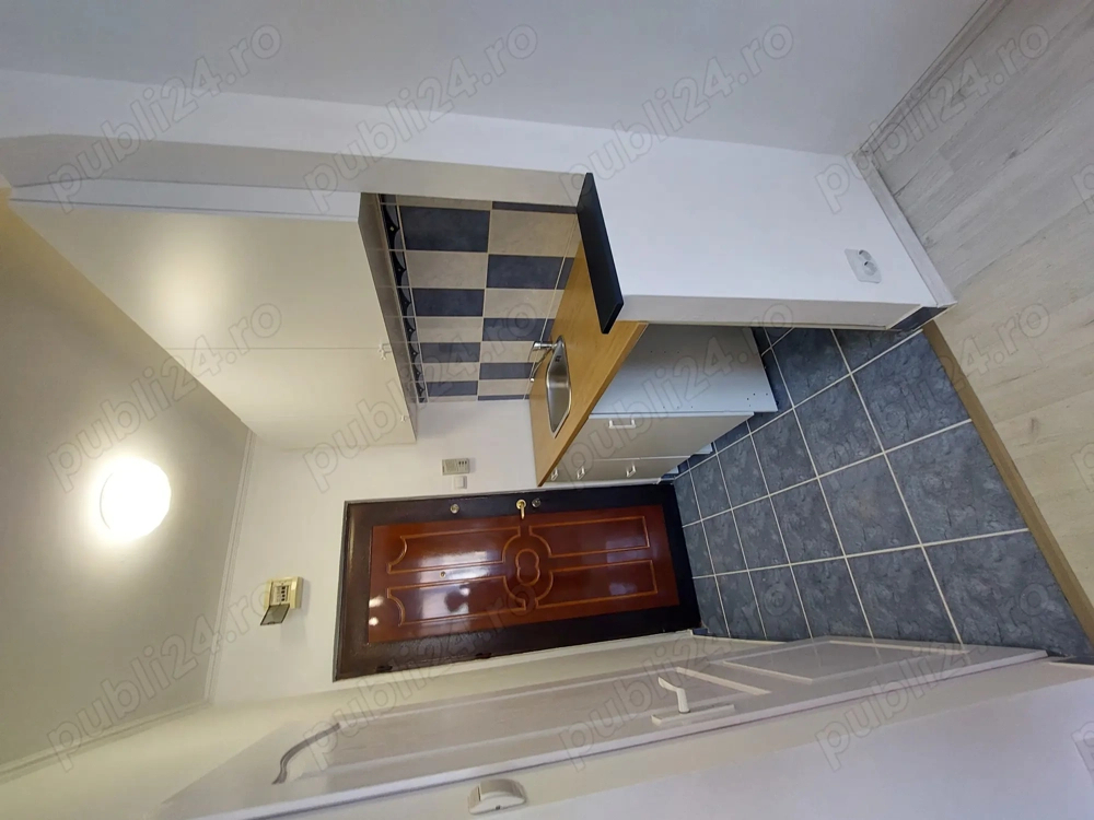 Proprietar vand garsoniera 15 mp in Lipovei Proprietar vand garsoniera 15 mp in Lipovei