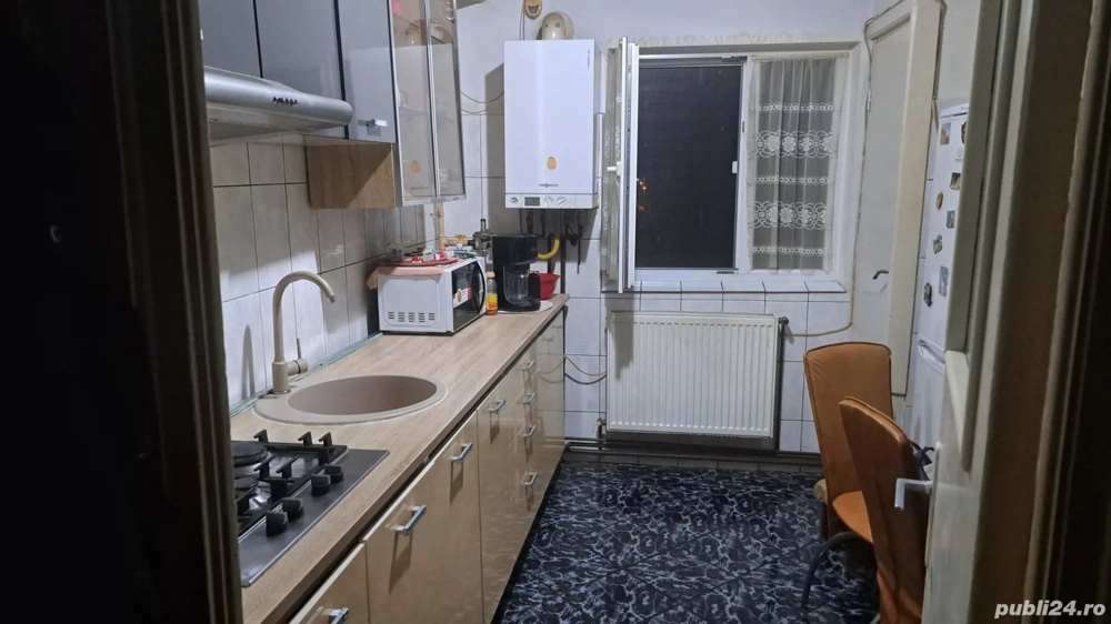 Propietar vand apartament cu 2 camere semidecomandat situat in zona Sagului conf 1 Propietar vand apartament cu 2 camere semidecomandat situat in zona Sagului conf 1