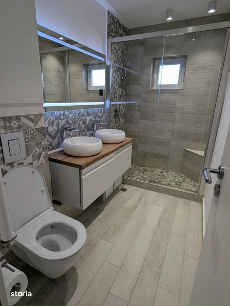 Apartament modern 3 camere 2 bai aproape de centru renovatechipat Apartament modern 3 camere 2 bai aproape de centru renovatechipat