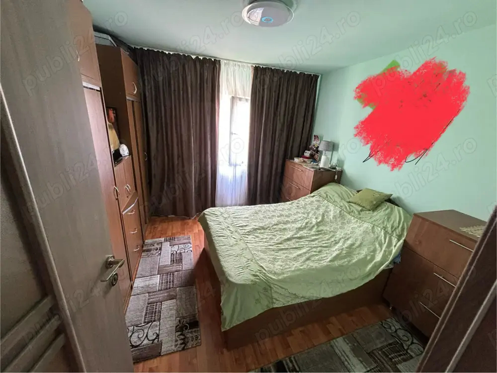 Apartament 3 camere mobilat zona Judetean Apartament 3 camere mobilat zona Judetean